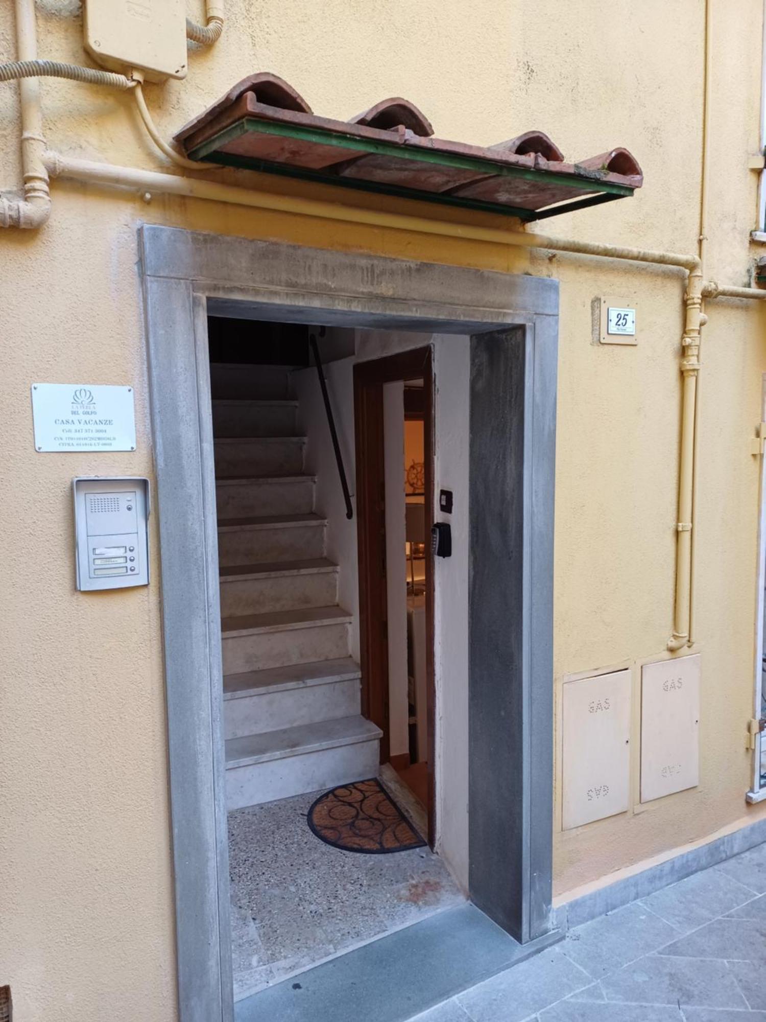 PERLA DEL GOLFO (con Box Auto) Lerici Exterior foto